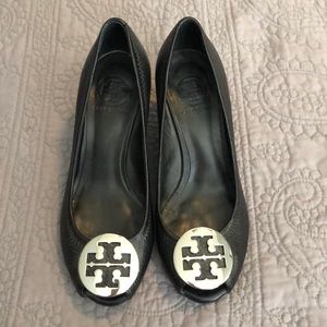 Tory Burch Pebbled Black Wedges